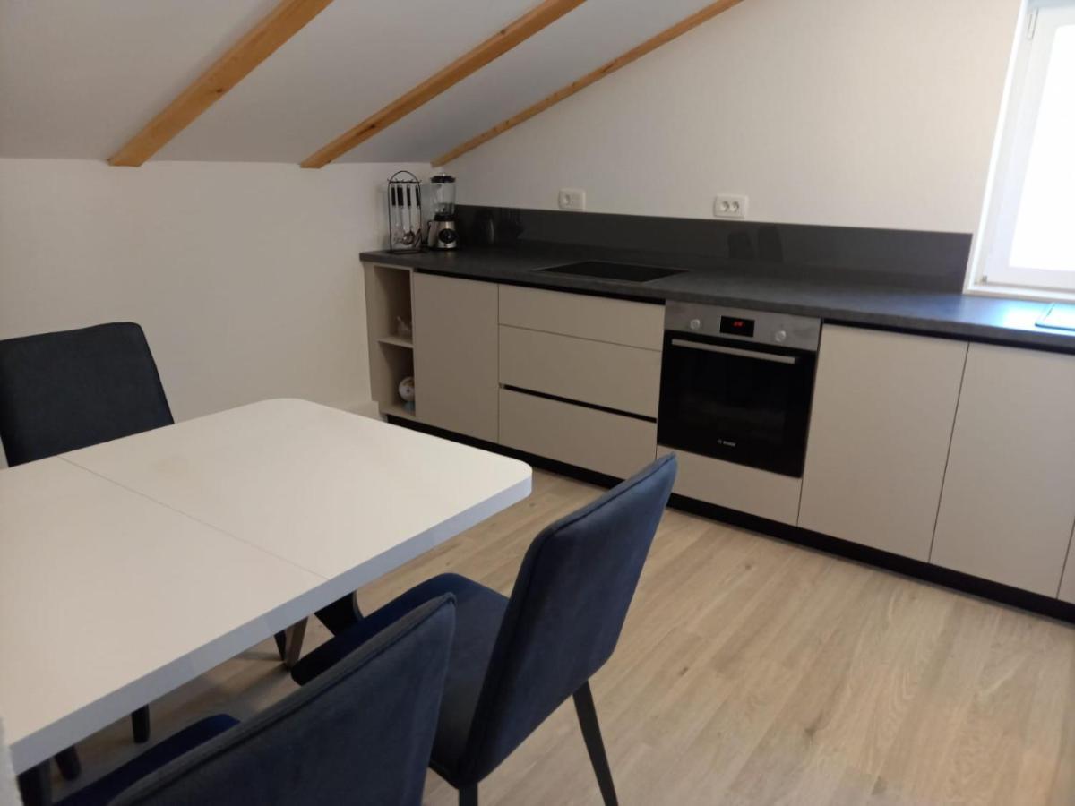 Seaview Suites Ondina Комижа Экстерьер фото